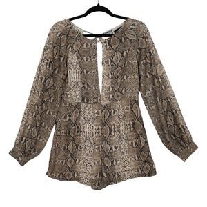 Olivaceous Womens Snake Print Romper‎ Size Medium Key Hole Neck Long Sleeve Sexy